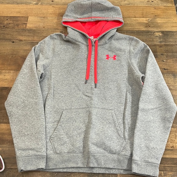 Under Armour Tops - Under Armour hoodie